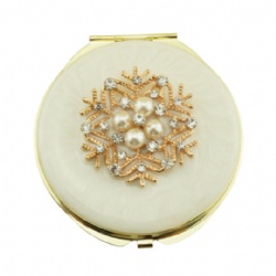 Crystal Snowflake Gifts Compact Mirror