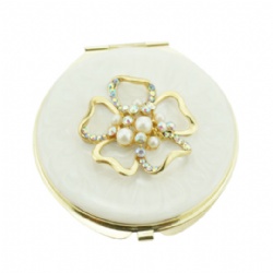 Wedding Favors Compact Mirror Flower with Pearls